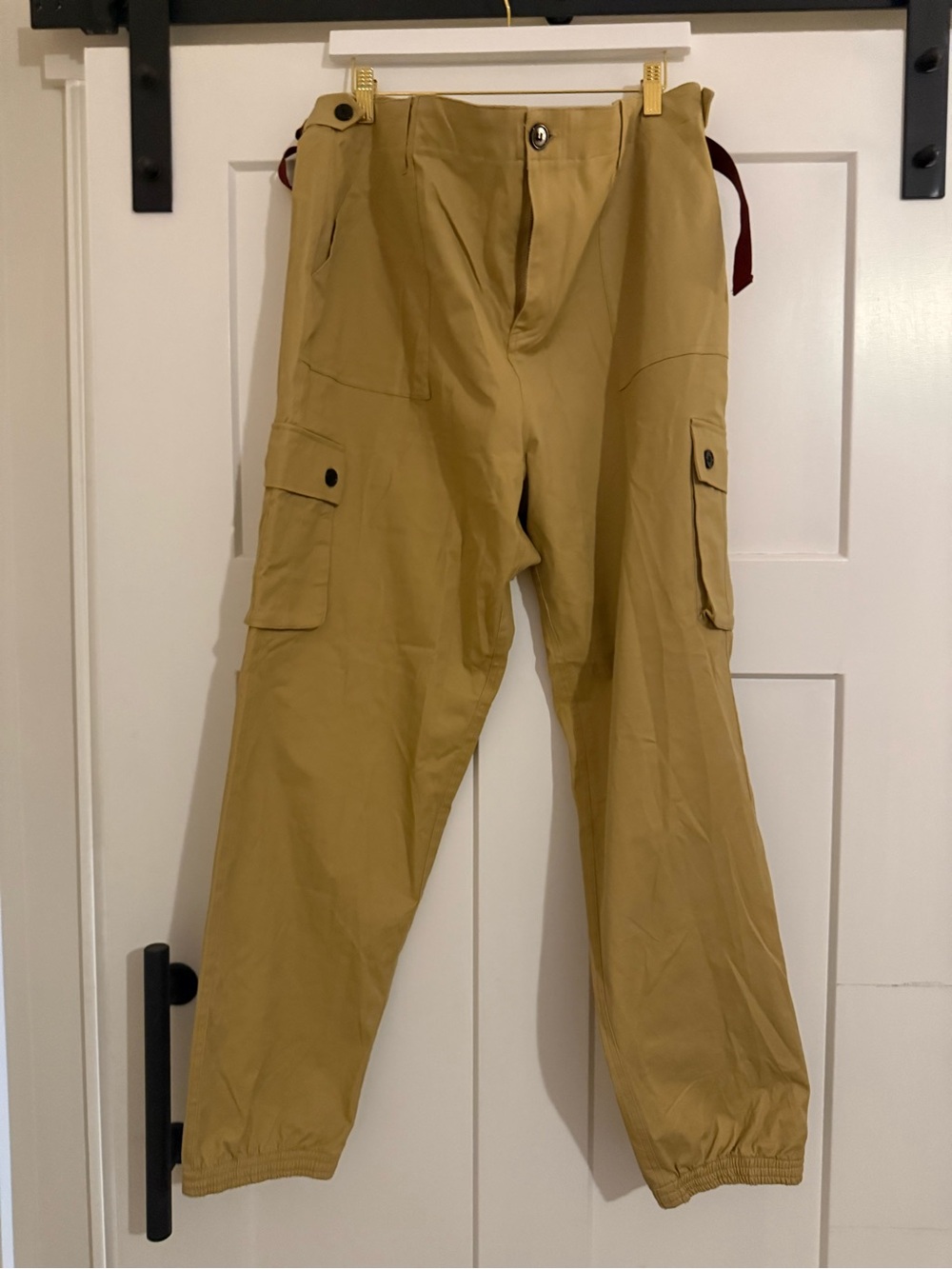 Wondery Cargo Pants in Khaki - Casual Utility Style EUC 0854